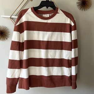 Universal Thread top